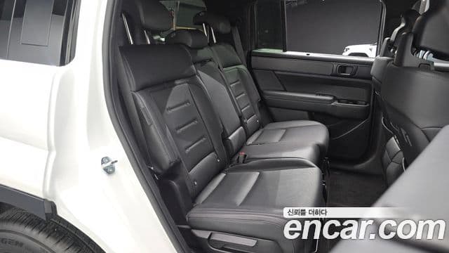 Hyundai Santa Fe 2024 — ფოტო 11/20