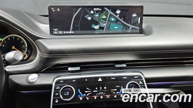 Genesis GV80 2020 — фото 14 из 20