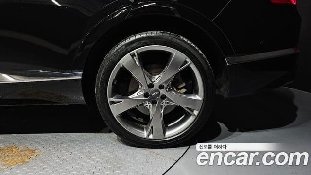 Genesis GV80 2020 — Photo 16/30