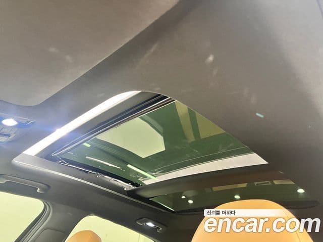 Kia K5 2022 — Şəkil 18/20