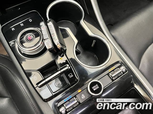 Kia K5 2022 — Şəkil 9/20