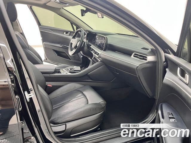 Kia K5 2022 — Şəkil 14/20