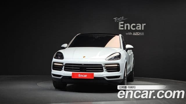 Porsche Cayenne 2022 — Photo 20/20
