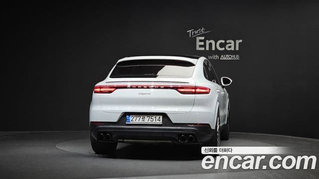 Porsche Cayenne 2022 — Photo 3/20