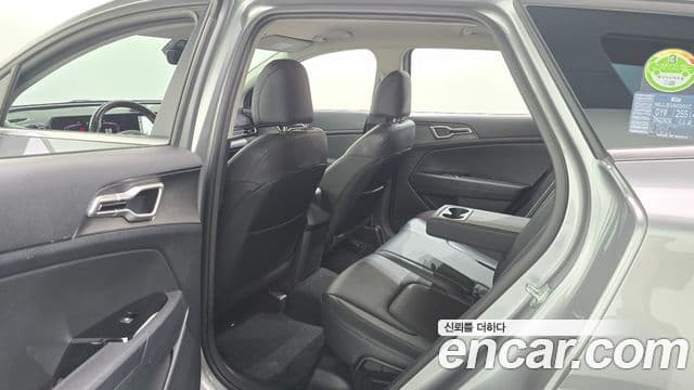 Kia Sportage 2022 — Şəkil 12/20