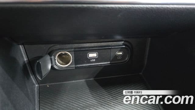 Kia Sportage 2022 — Şəkil 13/20