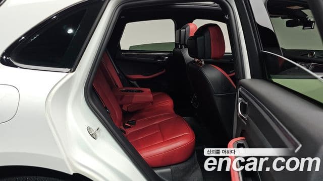 Porsche Macan 2021 — Şəkil 11/20