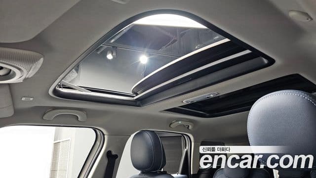 Mini Cooper S Countryman 2023 — Фото 19/20