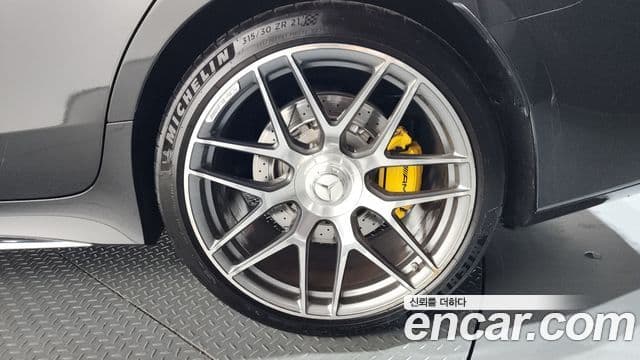 Mercedes-Benz AMG GT 2023 — Şəkil 26/37