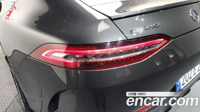 Mercedes-Benz AMG GT 2023 — Şəkil 34/37