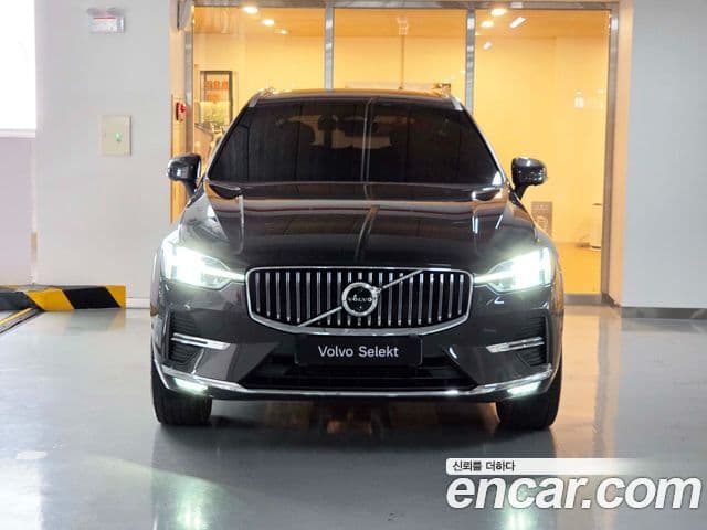 Volvo XC60 2025 — Фото 2/20