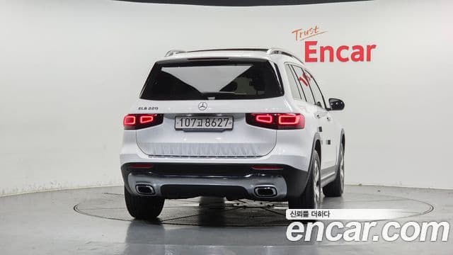 Mercedes-Benz GLB-Class 2020 — ფოტო 3/20