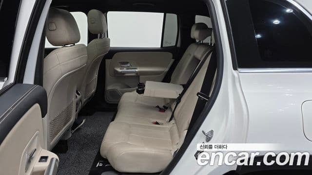 Mercedes-Benz GLB-Class 2020 — ფოტო 11/20