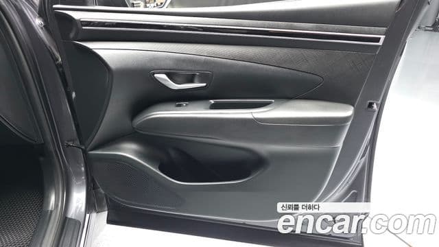 Hyundai Tucson Hybrid 2021 — ფოტო 27/30