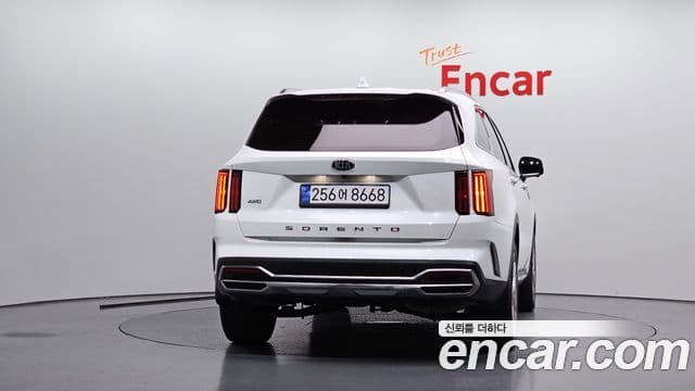 Kia Sorento 2020 — ფოტო 4/20