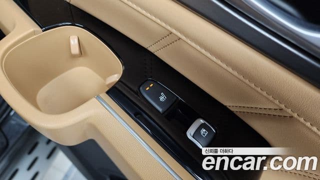 Kia Sorento 2020 — ფოტო 19/20