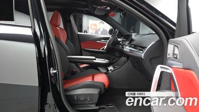 BMW X2 2025 — Photo 18/35