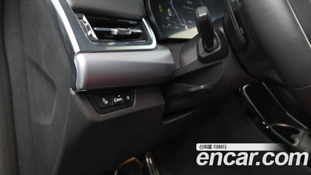 BMW X2 2025 — Photo 8/35