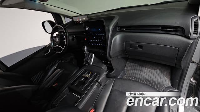Hyundai Staria 2024 — Фото 7/20