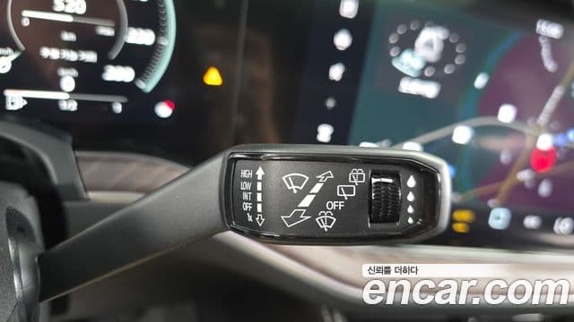 Volkswagen Touareg 2024 — Photo 4/36