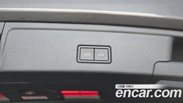 Volkswagen Touareg 2024 — Photo 22/36