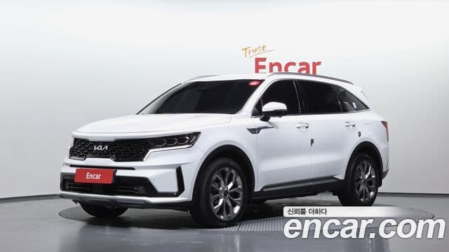 Kia Sorento 2023 — Фото 1/20