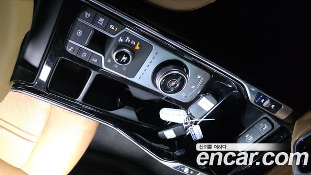 Kia Sorento 2023 — Фото 9/20
