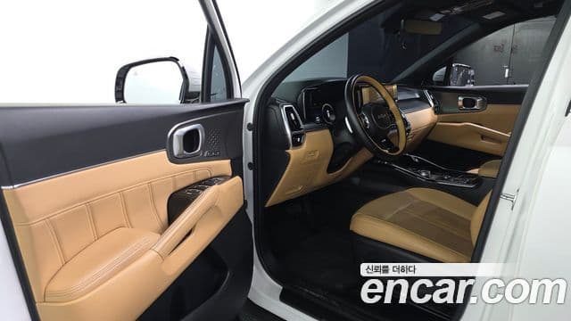 Kia Sorento 2023 — Фото 10/20