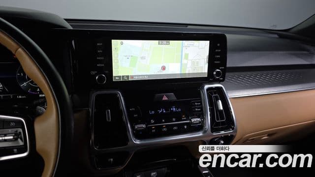 Kia Sorento 2023 — Фото 14/20
