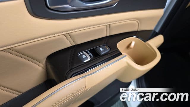 Kia Sorento 2023 — Фото 19/20