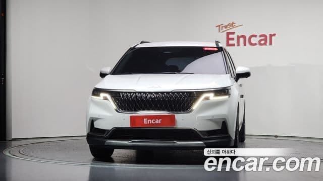 Kia Carnival 2022 — Фото 3/20