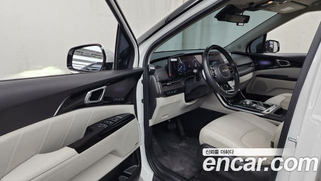 Kia Carnival 2022 — Фото 10/20