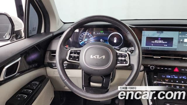 Kia Carnival 2022 — Фото 13/20