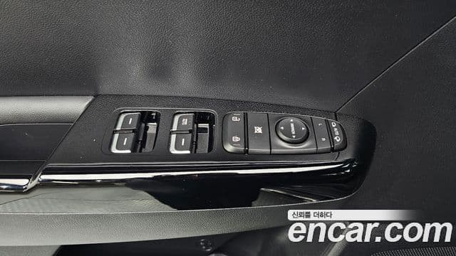 Kia Sportage The Bold 2021 — Şəkil 17/20