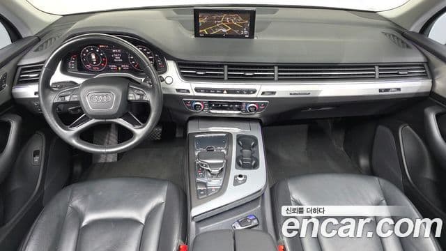 Audi Q7 2019 — Şəkil 7/20