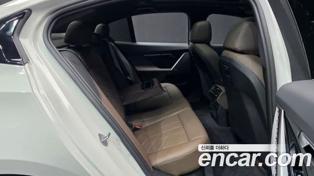 BMW 5 Series 2026 — Şəkil 12/20