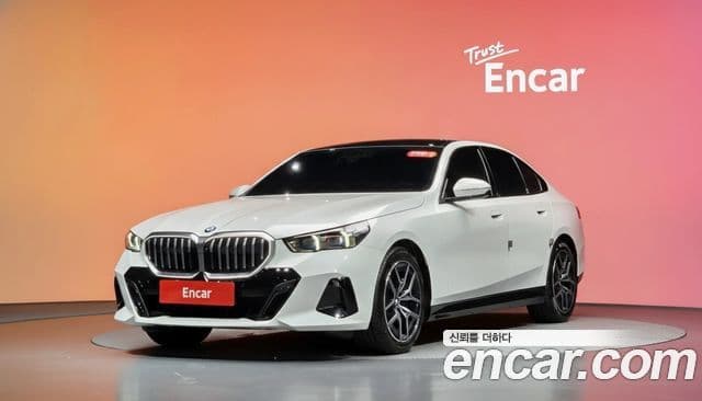 BMW 5 Series 2026 — Şəkil 1/20