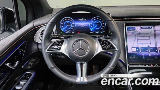 Mercedes-Benz EQE SUV 2023 — ფოტო 11/34