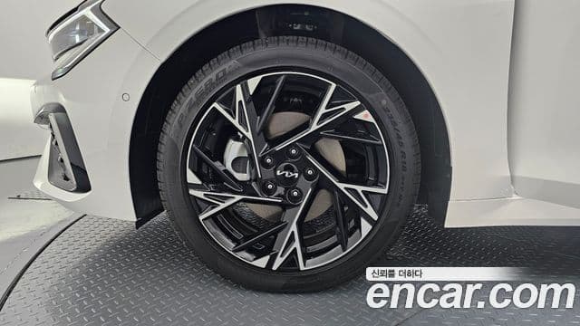 Kia K5 2026 — Photo 6/20