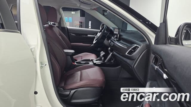 Kia Seltos 2021 — Şəkil 11/20