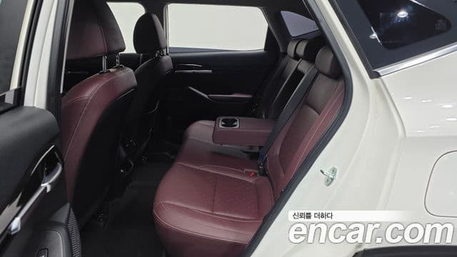 Kia Seltos 2021 — Şəkil 12/20