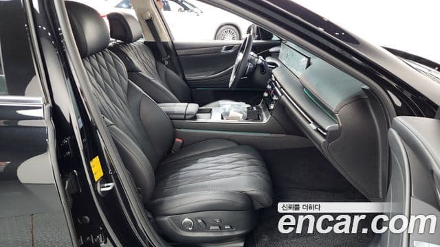 Genesis G80 2024 — Photo 9/35