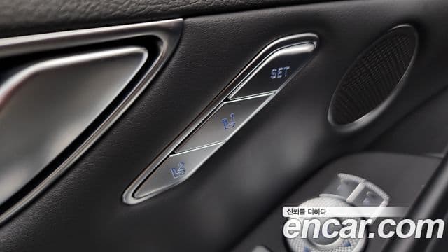 Genesis G80 2024 — Photo 18/35