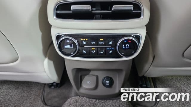 Genesis GV80 2022 — Şəkil 19/20