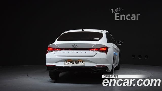 Hyundai Avante 2021 — Фото 4/20