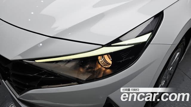 Hyundai The New Avante Hybrid 2021 — Şəkil 27/32