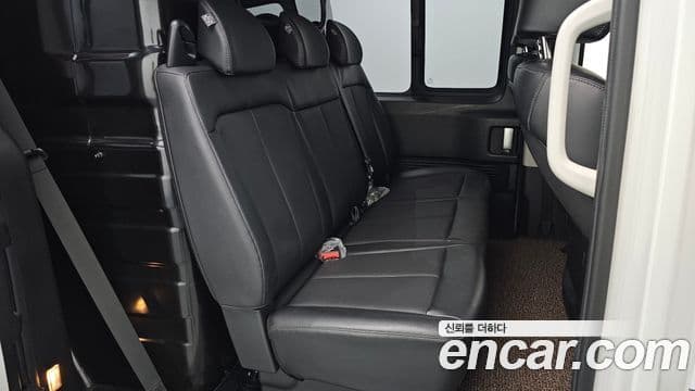 Hyundai Staria 2021 — ფოტო 11/20