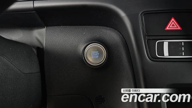 Hyundai Staria 2021 — Photo 21/33