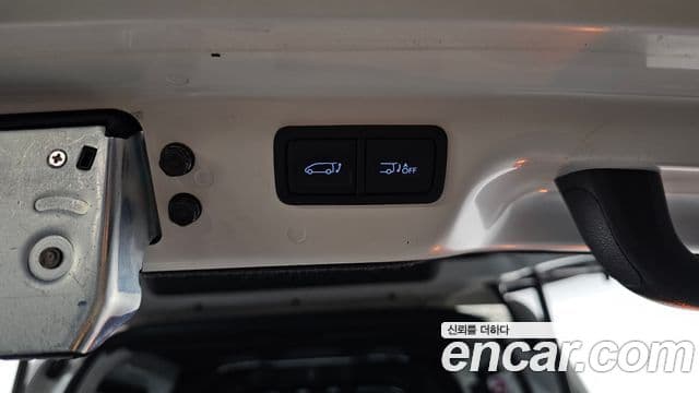 Hyundai Staria 2021 — Photo 33/33