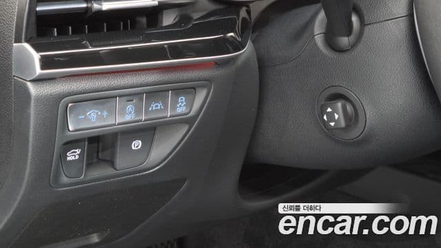 Genesis Electrified G80 2021 — ფოტო 18/20